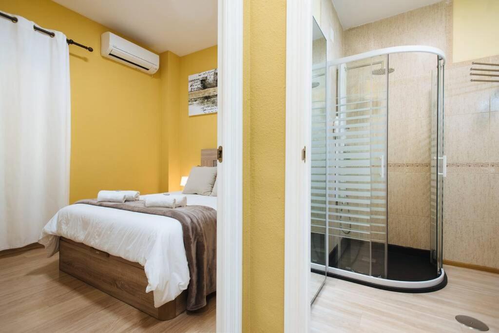 Cozy And Well Located Apartment In The Center Of Севилья Экстерьер фото